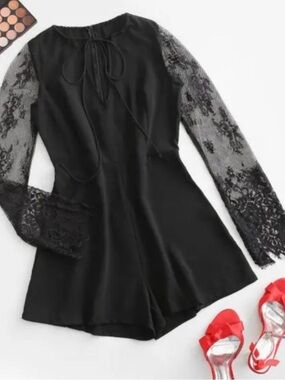 ZAFUL | Front Tie Lace Panel Long Sleeved Romper